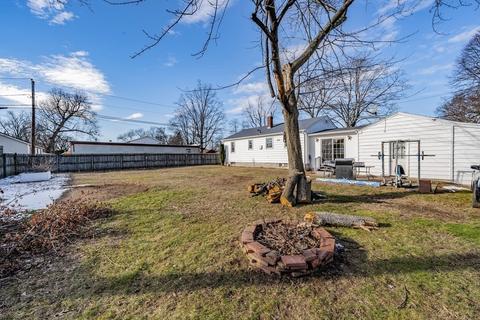 95 Campechi St, Springfield, MA 01104 photo 31