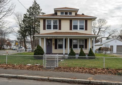 541 Chicopee St, Chicopee, MA 01013 photo 1
