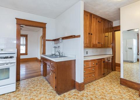 541 Chicopee St, Chicopee, MA 01013 photo 20