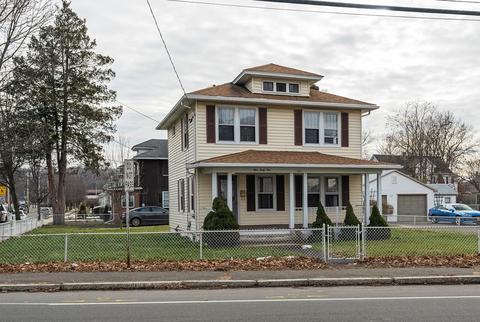 541 Chicopee St, Chicopee, MA 01013 photo 2