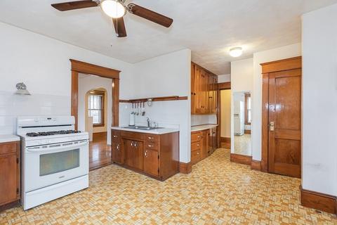 541 Chicopee St, Chicopee, MA 01013 photo 18