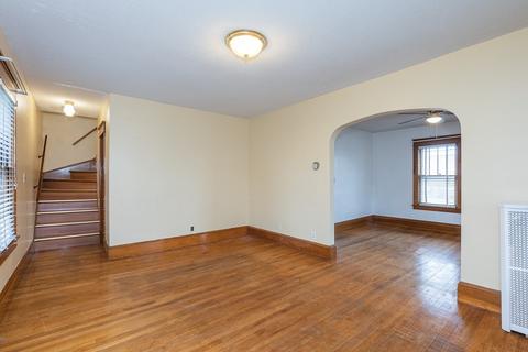 541 Chicopee St, Chicopee, MA 01013 photo 11