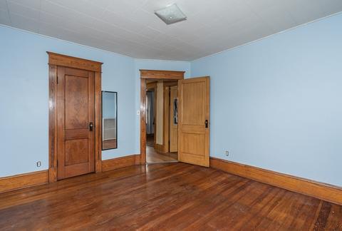 541 Chicopee St, Chicopee, MA 01013 photo 24