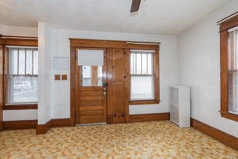 541 Chicopee St, Chicopee, MA 01013 photo 17