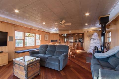 535 Hyacinth St, Fall River, MA 02720 photo 18