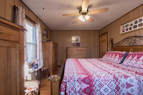 535 Hyacinth St, Fall River, MA 02720 photo 23