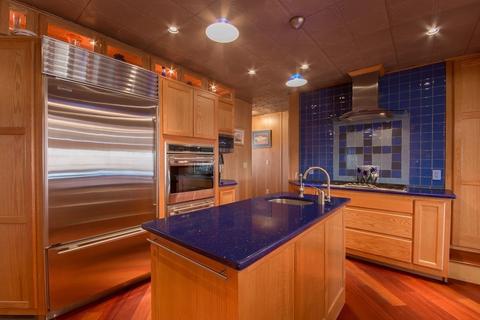 535 Hyacinth St, Fall River, MA 02720 photo 11