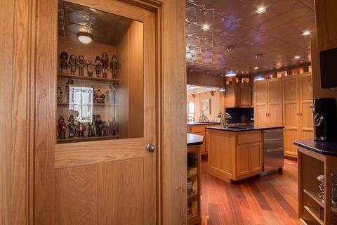 535 Hyacinth St, Fall River, MA 02720 photo 6