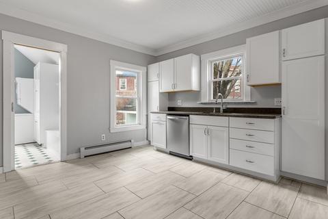 15 Concord St, Maynard, MA 01754 photo 3