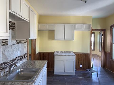 243 Wilbraham Rd, Springfield, MA 01109 photo 8