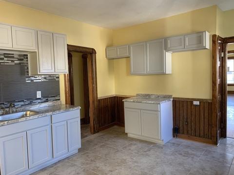 243 Wilbraham Rd, Springfield, MA 01109 photo 2