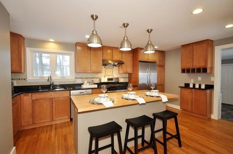 13 Juniper Rdg, Acton, MA 01720 photo 3