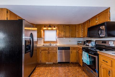 19 Cahoon Rd, Buzzards Bay, MA 02532 photo 9