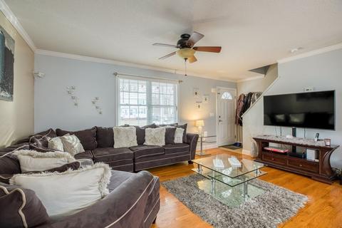 86 Granby St, Springfield, MA 01108 photo 10