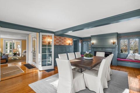 22 Conant Rd, Weston, MA 02493 photo 2