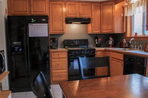 14 Howard Ave, Bourne, MA 02532 photo 4