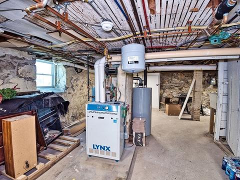 1124 Bedford St, Fall River, MA 02723 photo 40