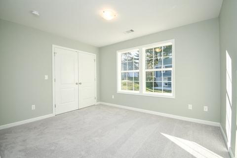28 Juniper, Springfield, MA 01119 photo 38