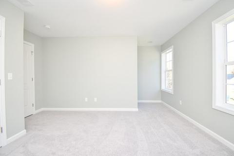28 Juniper, Springfield, MA 01119 photo 32