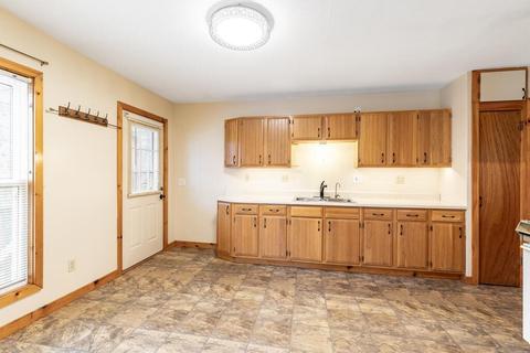 8 Boston Rd, Sutton, MA 01590 photo 21