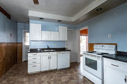 33 Fullerton St, Springfield, MA 01151 photo 10