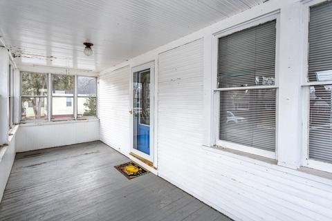 33 Fullerton St, Springfield, MA 01151 photo 8