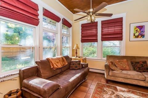 261 Winchester St, Brookline, MA 02446 photo 8