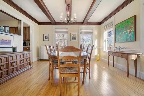 261 Winchester St, Brookline, MA 02446 photo 7