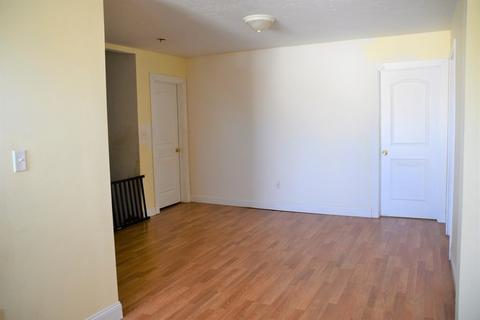 12 Longview St, Springfield, MA 01108 photo 32