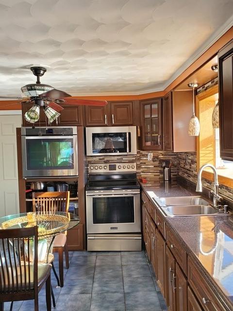 48 Merrill Rd, Springfield, MA 01119 photo 6
