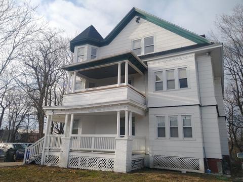 76 Woodside Ter, Springfield, MA 01108 photo 1