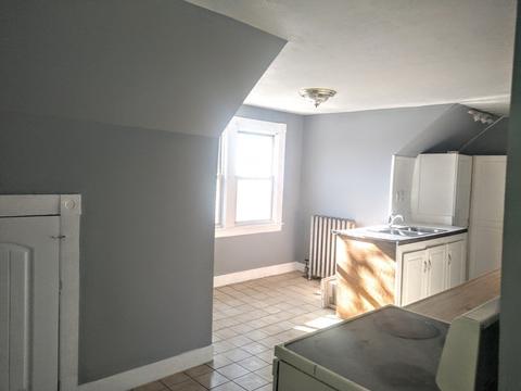 76 Woodside Ter, Springfield, MA 01108 photo 9