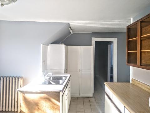 76 Woodside Ter, Springfield, MA 01108 photo 11