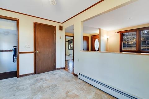 143 Endicott St, Springfield, MA 01118 photo 15