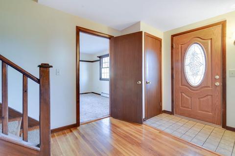 143 Endicott St, Springfield, MA 01118 photo 8