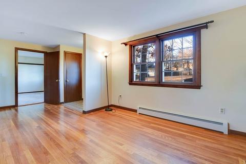 143 Endicott St, Springfield, MA 01118 photo 7