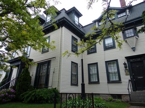 80 Manton St, Fall River, MA 02724 photo 1