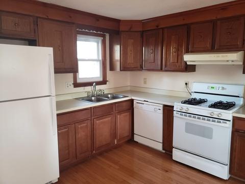 150 Bairdcrest Rd, Springfield, MA 01118 photo 8