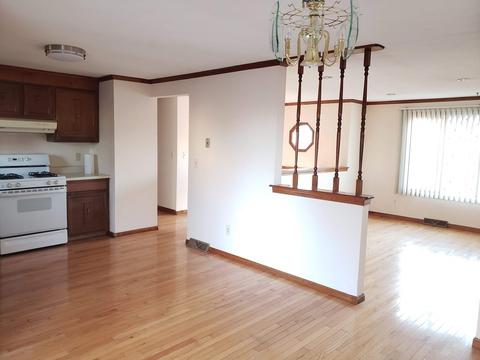 150 Bairdcrest Rd, Springfield, MA 01118 photo 5