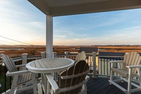 8 Ina Ave, Hampton, NH 03842 photo 3