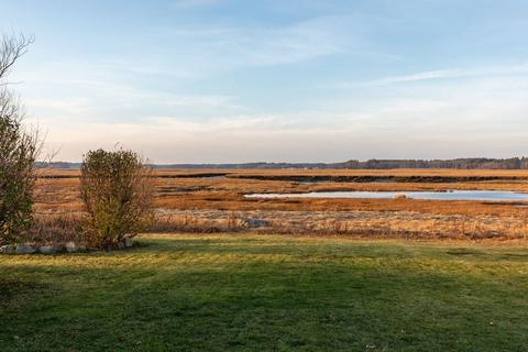 8 Ina Ave, Hampton, NH 03842 photo 10