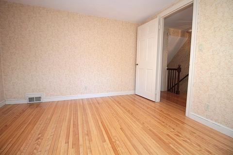 360 Springfield St, Springfield, MA 01107 photo 23