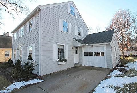 360 Springfield St, Springfield, MA 01107 photo 3