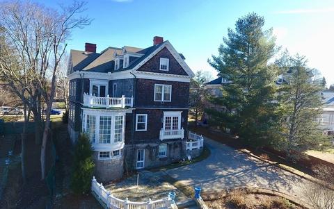 654 Highland Ave, Fall River, MA 02720 photo 4