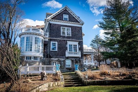 654 Highland Ave, Fall River, MA 02720 photo 3