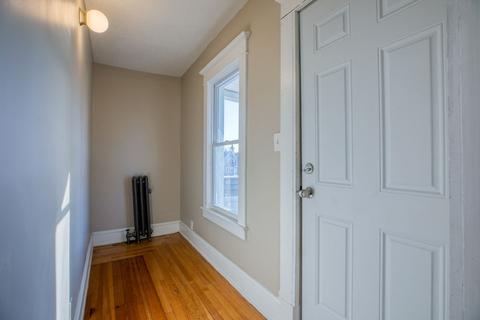132 Noel St, Springfield, MA 01108 photo 4