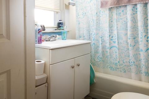 28 Cook St, Fall River, MA 02724 photo 22