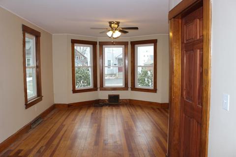 67 Laurel St, Athol, MA 01331 photo 3