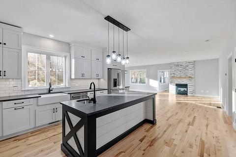 1 Bumble Bee Way, Acton, MA 01720 photo 11