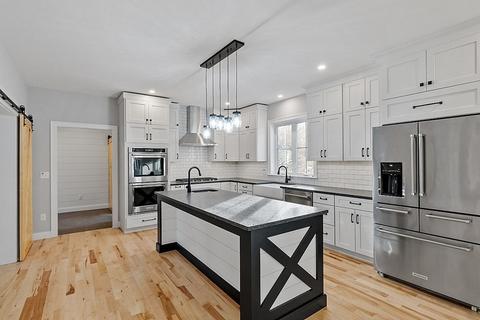 1 Bumble Bee Way, Acton, MA 01720 photo 6